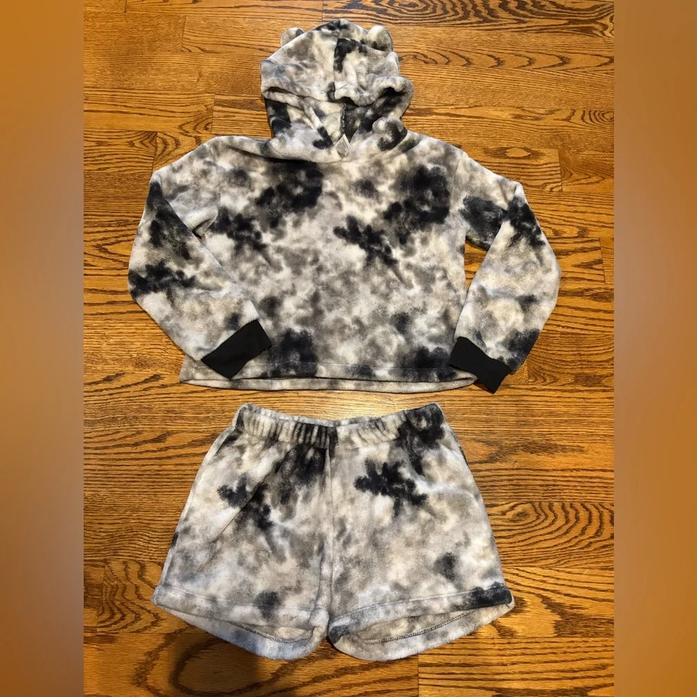 Tucker + Tate pajama’s set, girls M (8/10)